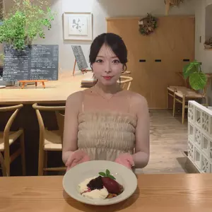 るな|那覇市 松山のキャバクラ|SEASIDE(オキナワシーサイド)