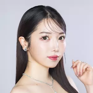 渚 みほ|札幌市 すすきののニュークラブ|桃李(トウリ)