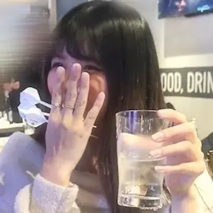 しおり|府中市 府中町のガールズバー|ARISE(アライズ)