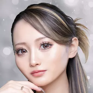 あゆみ|新宿区 歌舞伎町のキャバクラ|VXY(ヴィクシー)