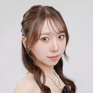 巫 椎奈|札幌市 すすきののニュークラブ|桃李(トウリ)