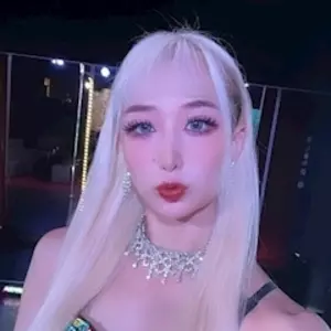 ちゃんなる|御殿場市 新橋のガールズショーキャバクラ|Last of the dragon(ラストオブザドラゴン)