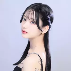 みく|千代田区 内神田のキャバクラ|Lu's Luxe Lounge(ルーズリュクスラウンジ)