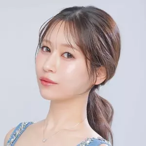 白乙 えり|福岡市 博多区中洲のキャバクラ|桃李(トウリ)