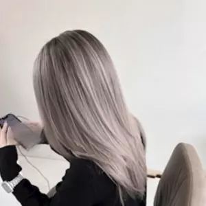 りあな [21才]|三島市 一番町のキャバクラ|ELF(エルフ)