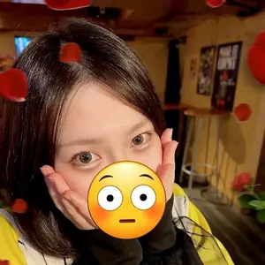 やよい|練馬区 中村北のガールズバー|HONEY'S STADIUM(ハニーズスタジアム)