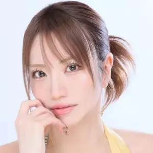 雅乃|さいたま市 大宮区仲町のキャバクラ|LE PIN(ルパン)