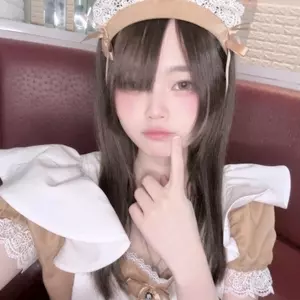 ひな|福岡市 博多区中洲のコンカフェ|Candy Made(キャンディーメイド スーパーズ)