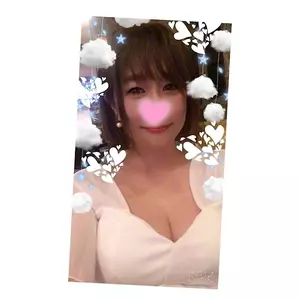 香|港区 赤坂の熟女キャバクラ|美魔女()