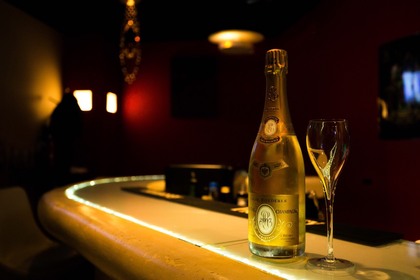 六本木のガールズバー情報ならガールズバースタイル