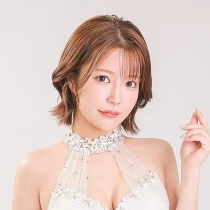 華咲 えみり