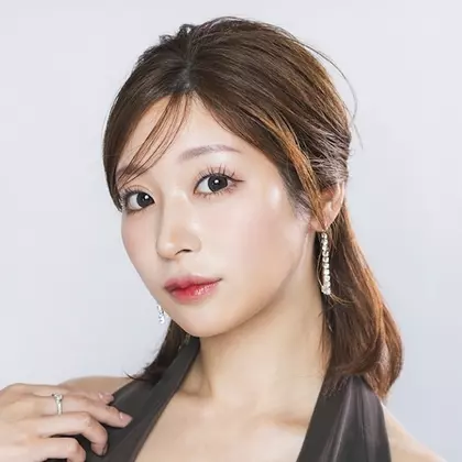 美波 あいか