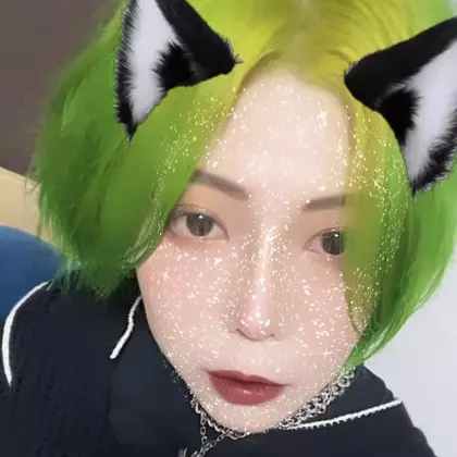 アキ