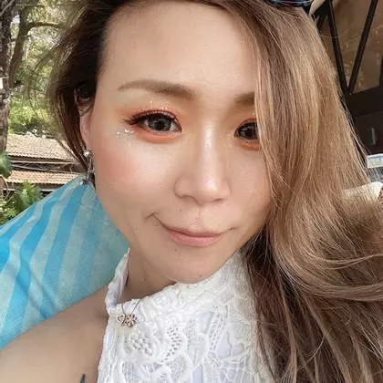 あや