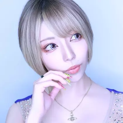 きら