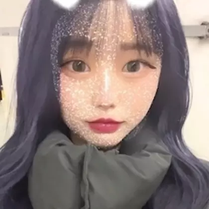 きぃ