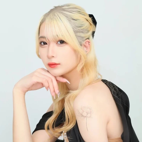 さとみ