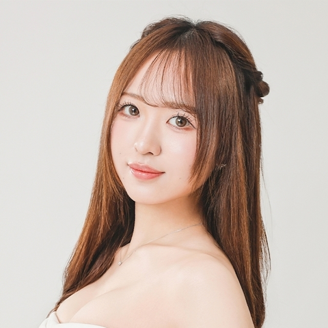 月城 れな