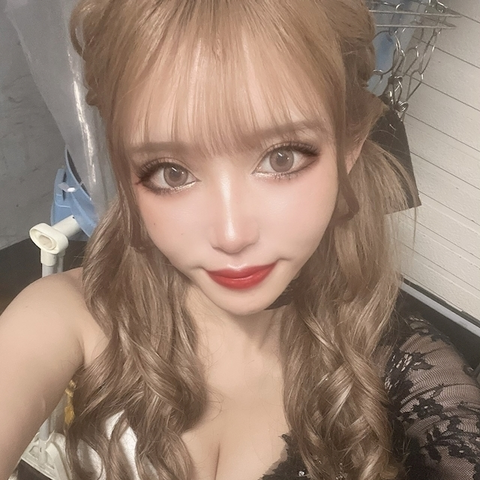あや