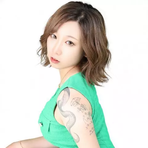 れい