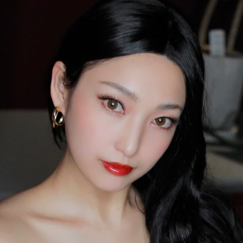 リナ