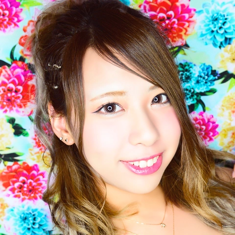 東条 茉叶菜