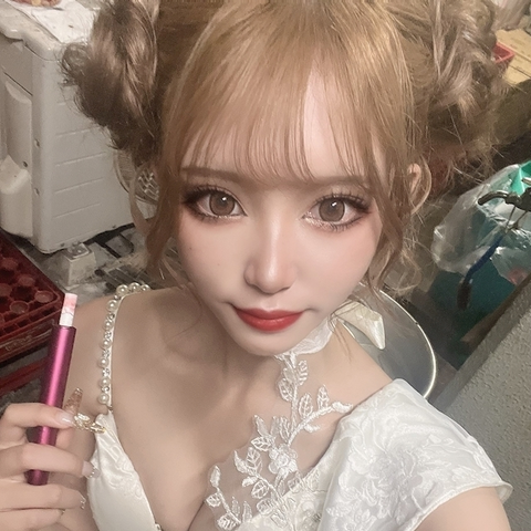 あや