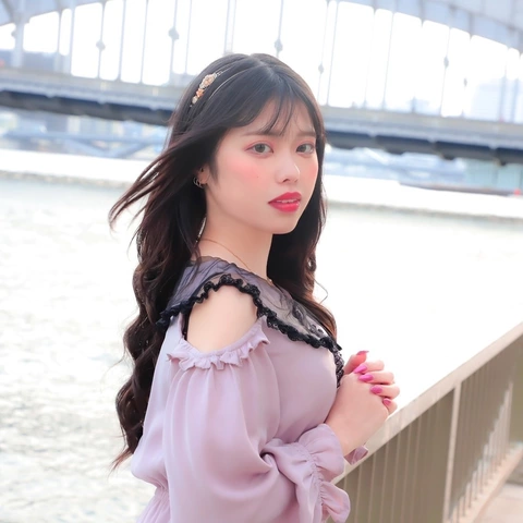 芽依