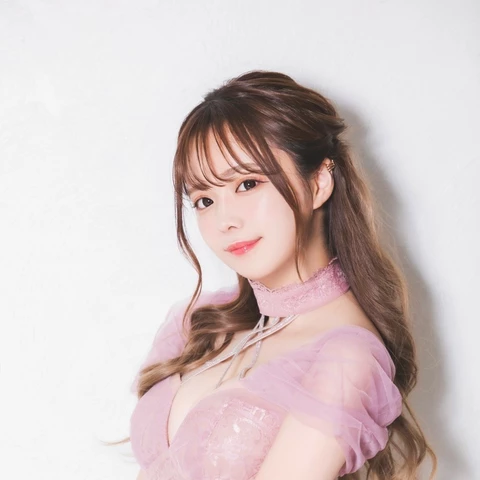 華咲  かのん