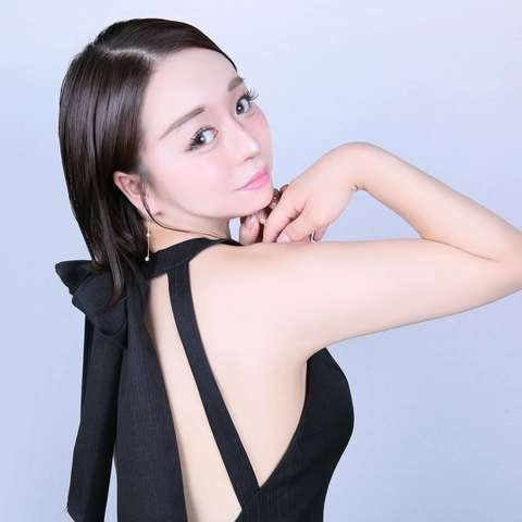 花音奈  愛逢