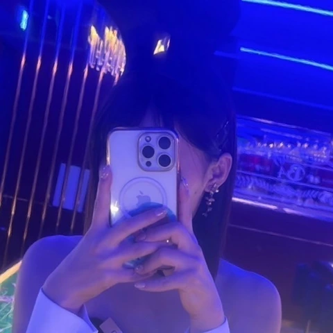 しろ