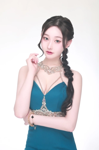 こゆき@ウェーブ(新宿区 歌舞伎町のキャバクラ)