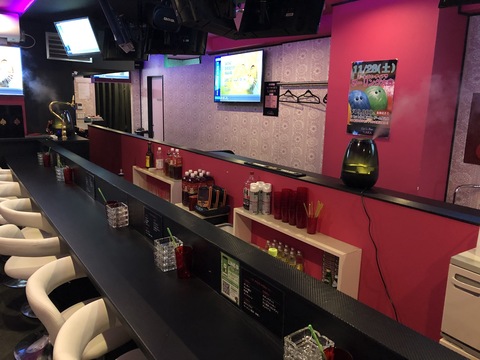 Girl Sbar Tiara ティアラ さいたま市大宮 ガールズバーの求人情報 ガールズバースタイル求人