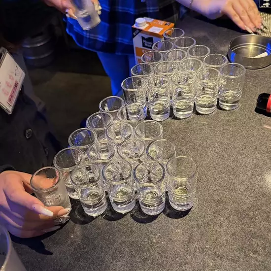 Girl's Bar CRUISE