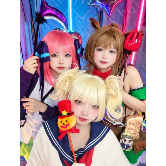 コンカフェアニソンバーあ〜す!