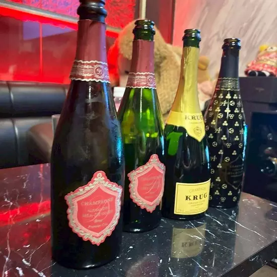 CLUB 茜