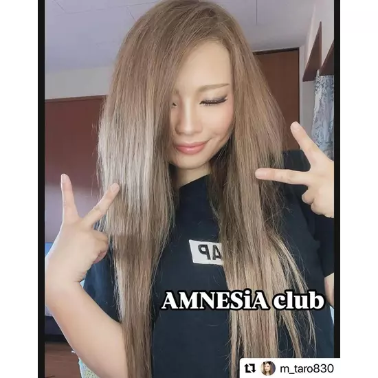 AMNESiA-club