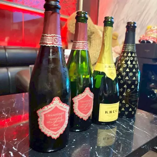 CLUB 茜