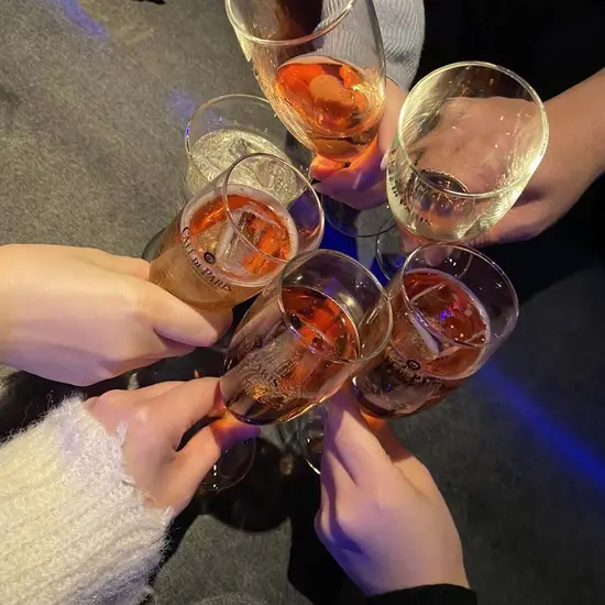 Girl's Bar CRUISE
