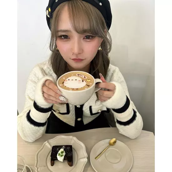 Cafe & Bar R's EMOTION
