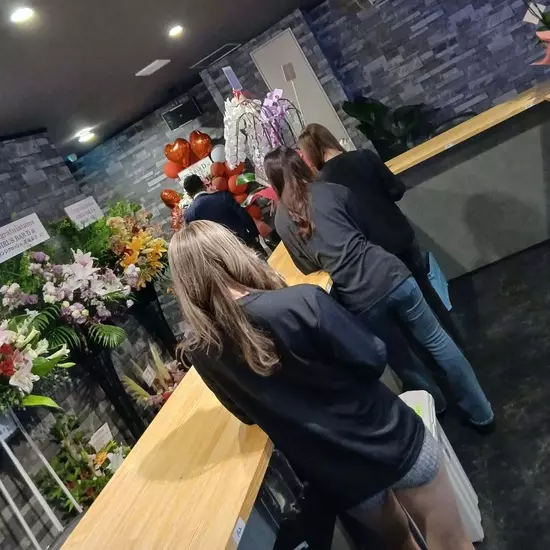 GIRLSBAR D