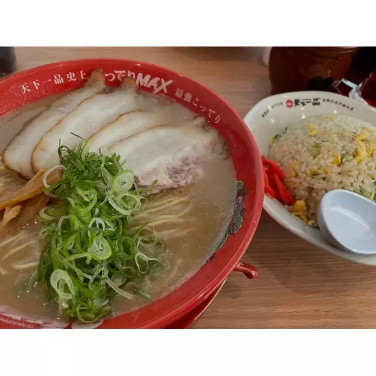 三島女どれみ・カフェ