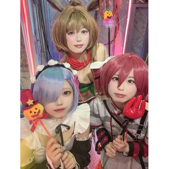コンカフェアニソンバーあ〜す！