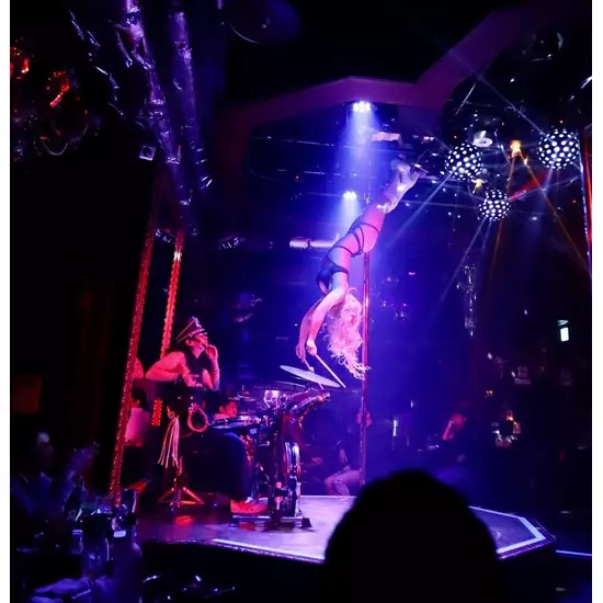 PUBLIC THEATER フェニックス