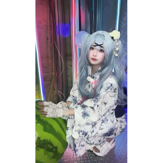 コンカフェアニソンバーあ〜す！