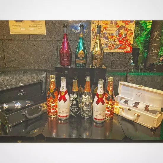 CLUB DOPE