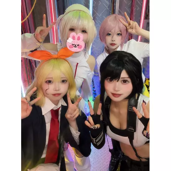 コンカフェアニソンバーあ〜す！