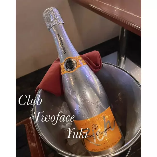 CLUB Twoface
