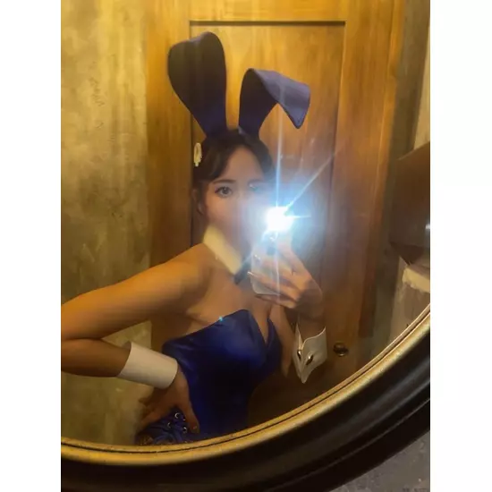 BUNNY LOUNGE B4 上野