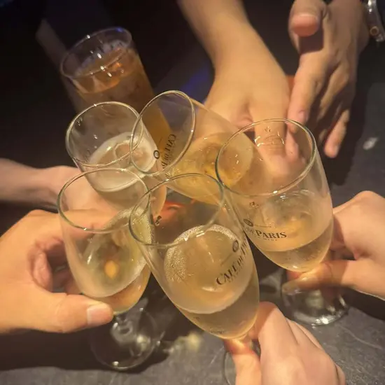 Girl's Bar CRUISE